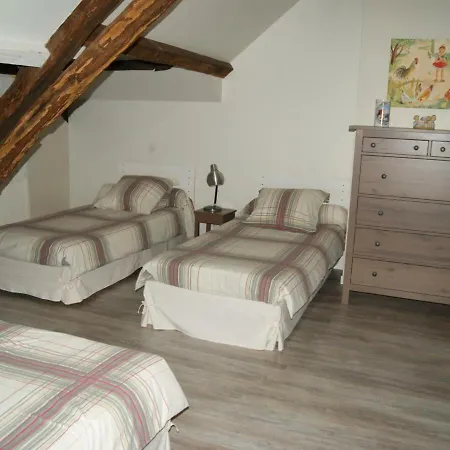 Gîte Grandlup-et-Fay, 5 pièces, 9 personnes - FR-1-532-14 Hébergement de vacances Grandlup-et-Fay