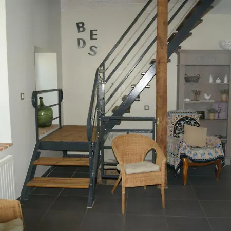 Gîte Grandlup-et-Fay, 5 pièces, 9 personnes - FR-1-532-14